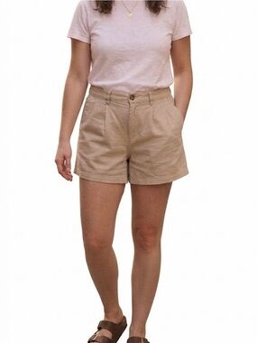 Free People Billie Chino Pleated High Rise Shorts Almond Milk Beige Size 12 New